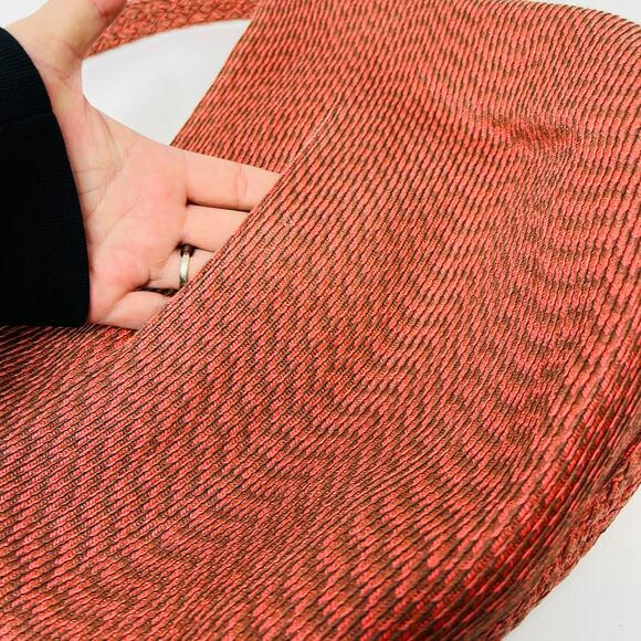 Eric Javits Woven Handbag Brass Loop Detail Shoulder Red Gold - Picture 3 of 8